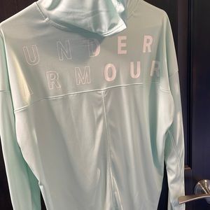 Under armor womens light sweatshirt
